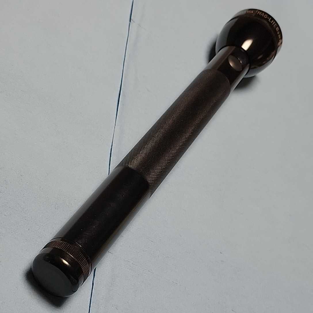 マグライト 5C 単2電池×5本 LED仕様 中古品 保管品 希少品 絶版品 廃盤品 コレクション MAG LITE MAGLITE 長さ約37.3cm マグライト5C
