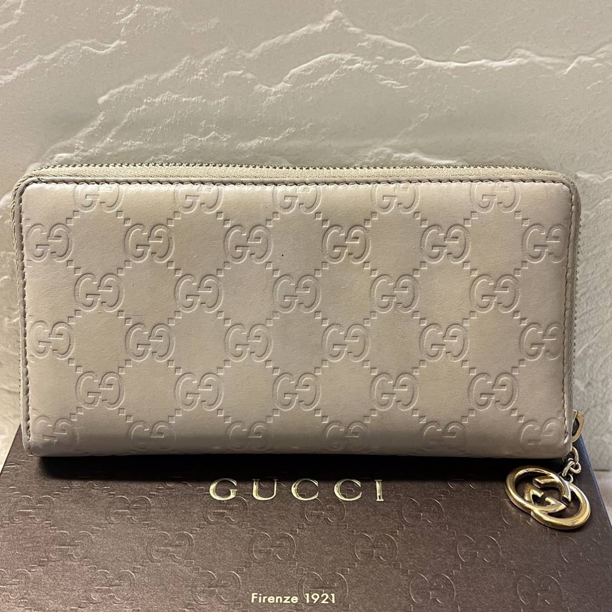 新品同様！ GUCCI 財布 シマレザー GG金具 グッチ 長財布 ラウンド