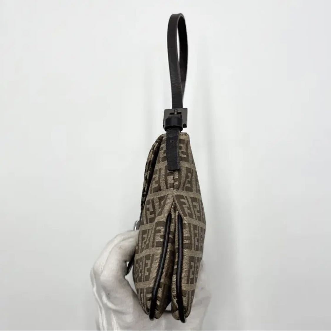 ☆極美品☆FENDI フェンディ ズッキーノ FF金具 長財布 マンマ