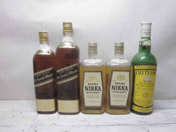 ジョニ黒、未開封です 未開栓 古酒 まとめて ウィスキー ジョニーウォーカー ブラックラベル