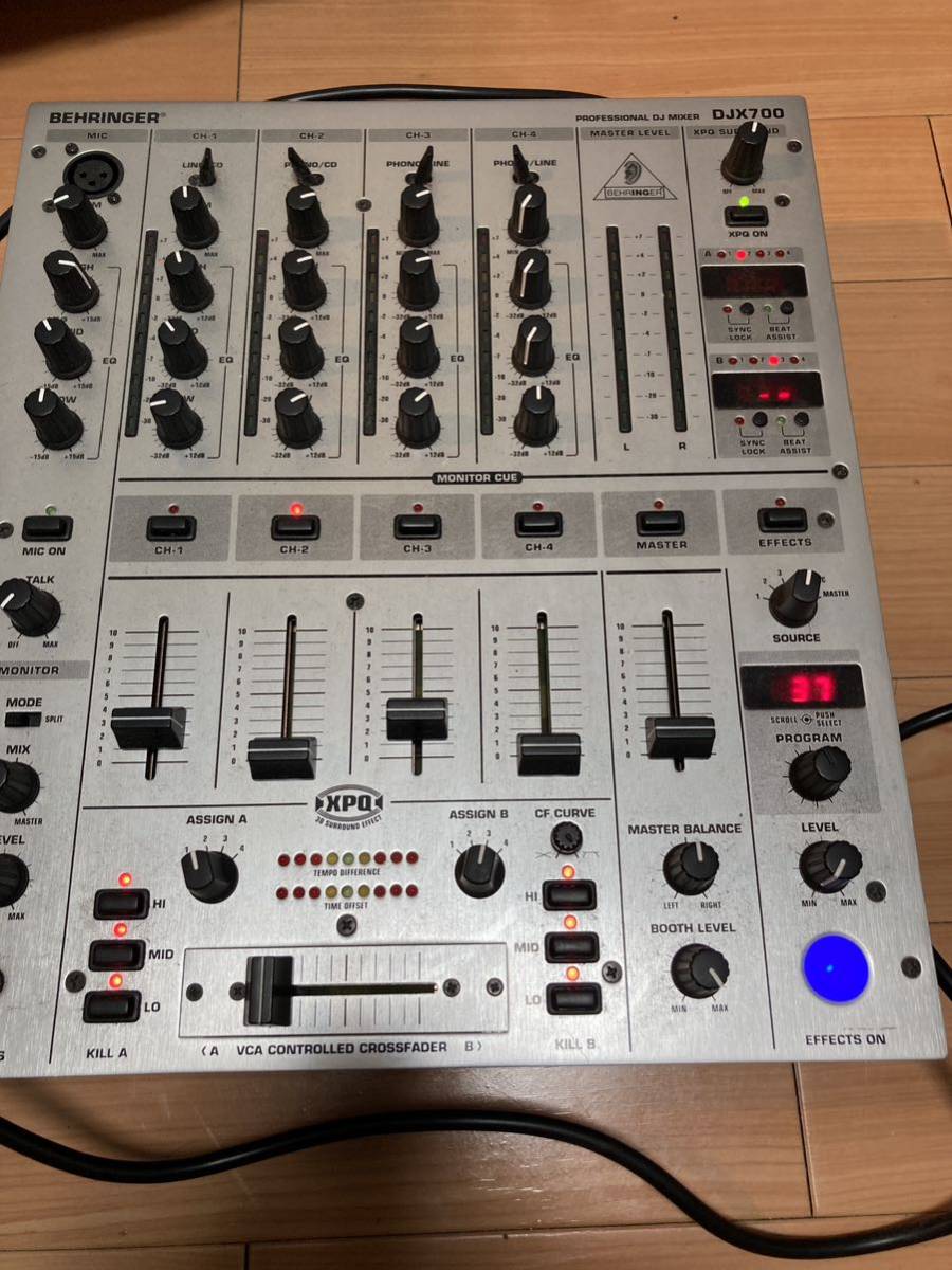 BEHRINGER DJX700 4チャンネル DJミキサー ベリンガー MIXER 中古
