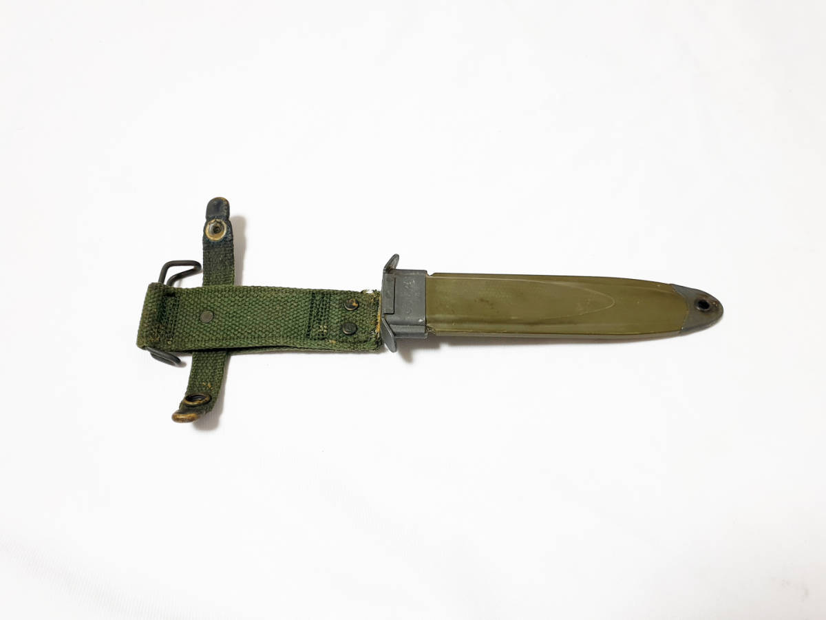 米軍放出品ベトナム戦争時代使用「M8A1」銃剣用の鞘（スキャバード）3本 米軍 実物 M8A1 バヨネットシース 銃剣鞘 ベトナム M1956 M8A1 銃剣