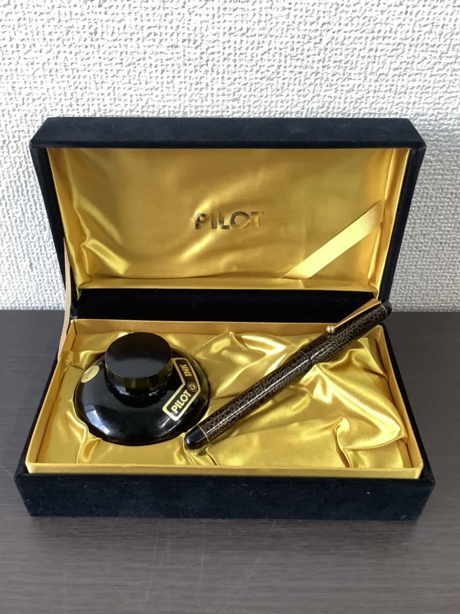 希少 PILOT 國光舎 万年筆 14K 585 パイロット万年筆 