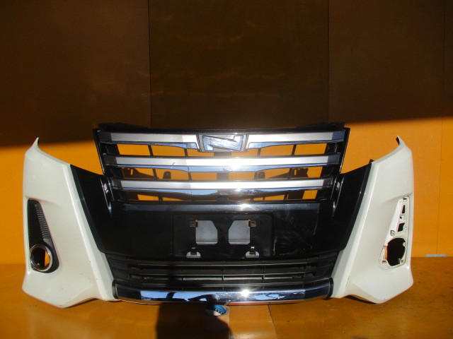 ノア⁄NOAH(ZRR80W⁄ZRR85W)前期 SIグレード用!純正フロントバンパー ノア⁄NOAH(ZRR80W⁄ZRR85W)前期 SIグレード用!純正フロントバンパー