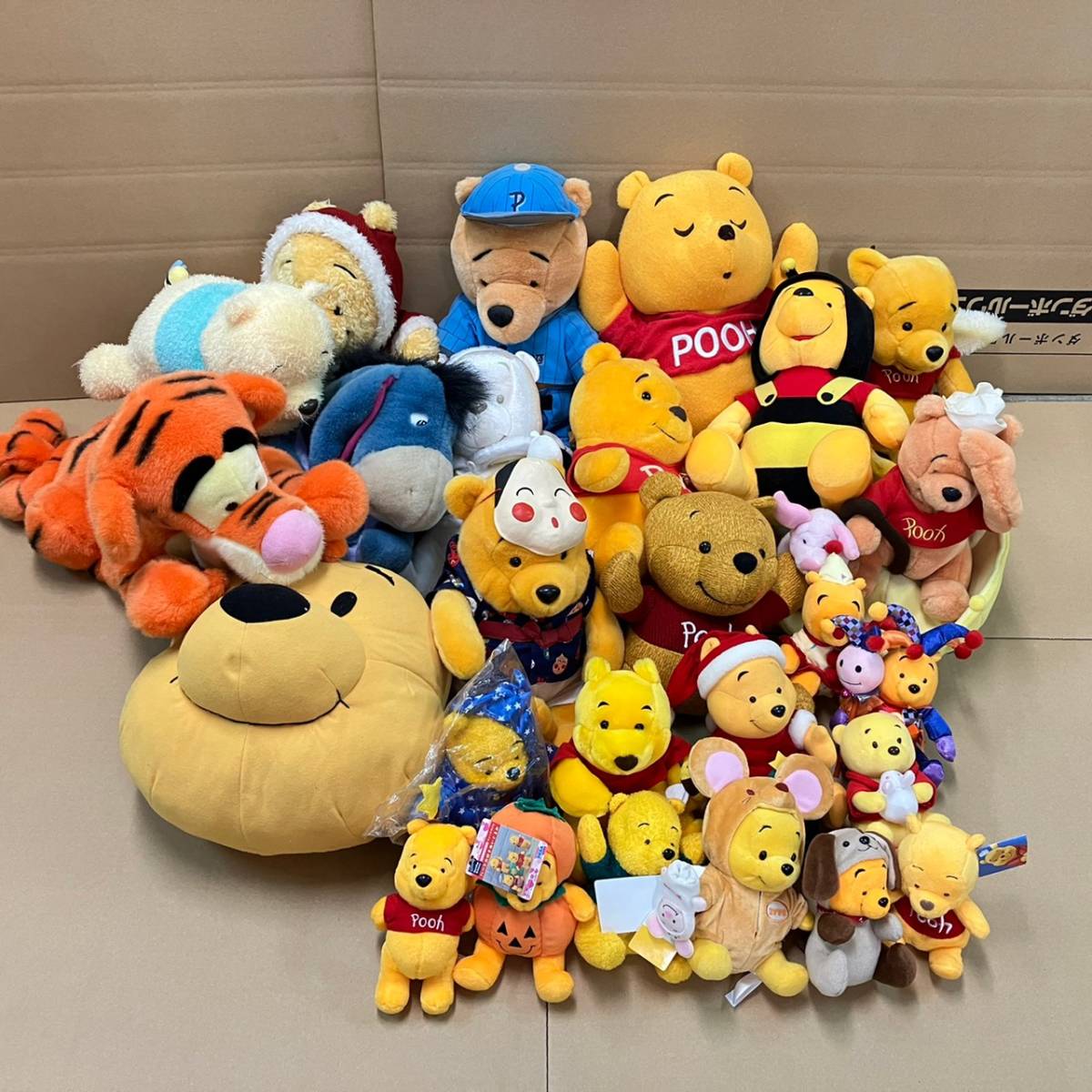 【セール，豊富な】 DLe406D16 大量 ぷーさん 人形 ぬいぐるみ Disney ディズニー まとめ(体長10cm - 30cm)｜売買されたオークション情報、yahooの商品情報をアーカイブ公開 - オークファン くまのプーさん