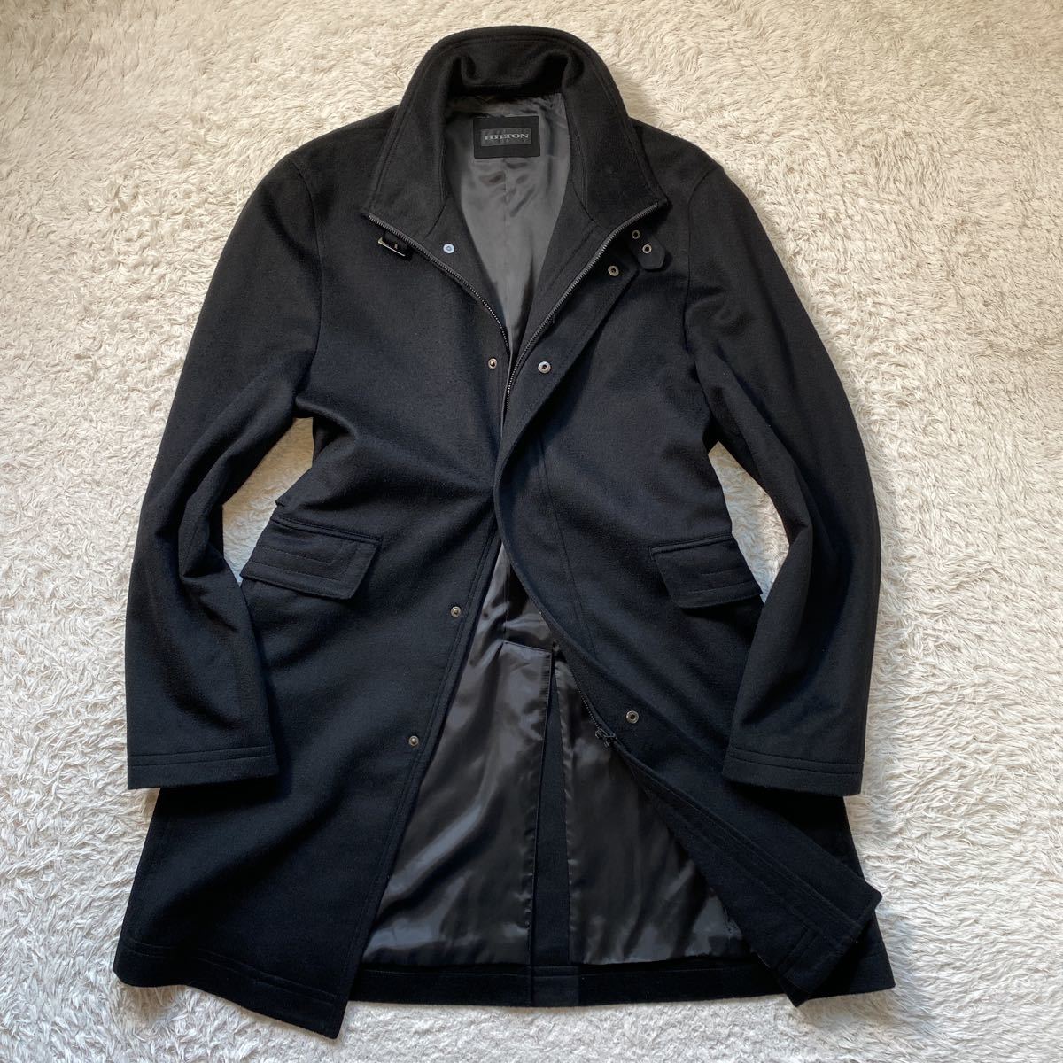 【超美品】ヒルトン/HILTON コロンボ社製　カシミア100% スタンドカラー 繊維の宝石 COLOMBO コロンボ × HILTON ヒルトン ピュアカシミヤ100