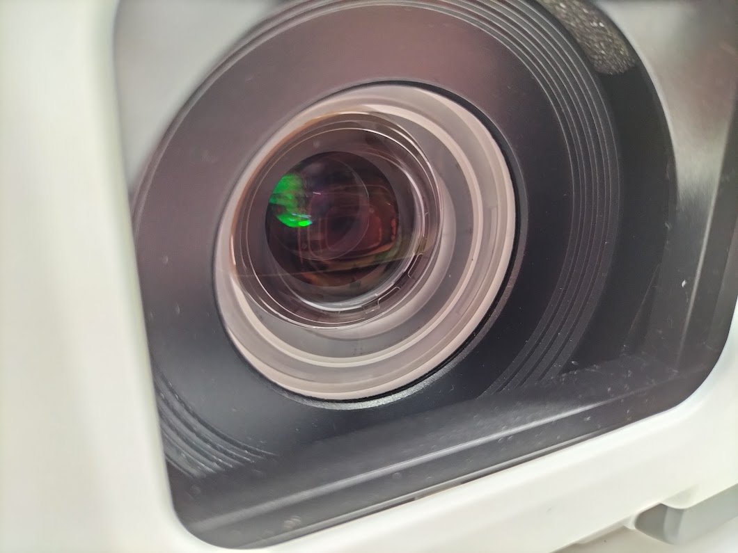 ○EPSON 中古 LCDプロジェクター2台セット お買い得！EB-S05/初期化
