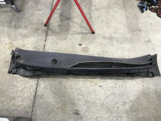 セレナ DAA-GFC27 カウルトップパネル ハイウェイスター Vセレクション 8人 G41 66862-5TA0A