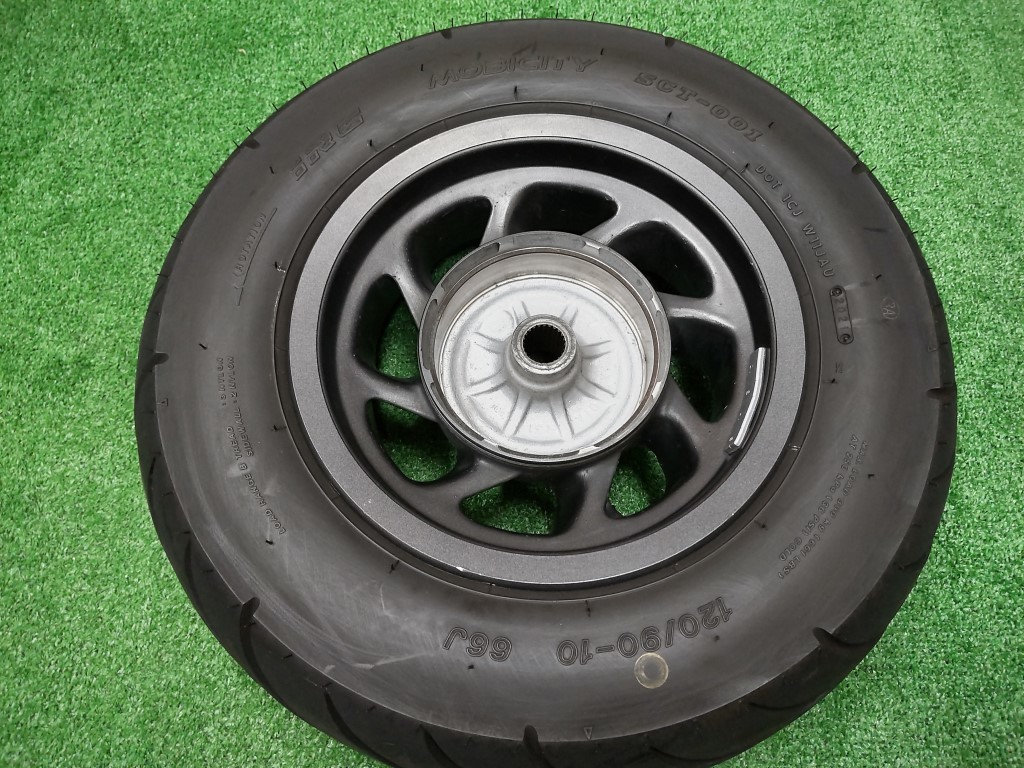 最終型 ホンダ フュージョン X MF02 純正 リア ホイール J10×MT3.50 ドラム異常摩耗無し 曲がり無し タイヤ付き MF02-230 実動車外し SE フュージョン MF02 ホンダ F-34 1986年式 KR051128