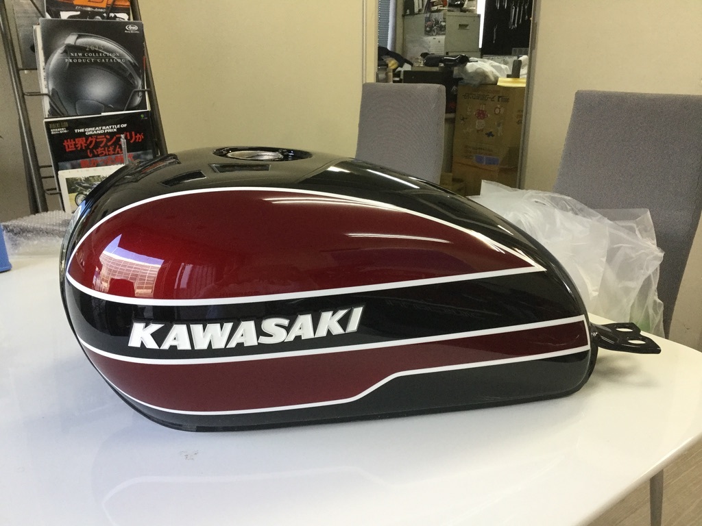 W400，W650，W800，エストレアタンク加工ペイントです（販売ではありません）