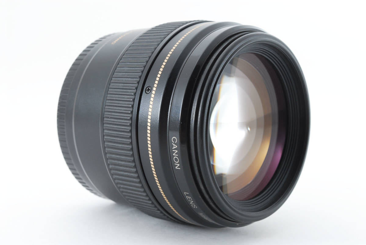 ☆美品☆ Canon キヤノン EF85mm F1.8 USM 大口径 単焦点レンズ ☆美品☆ Canon キヤノン EF85mm F1.8 USM 大口径 単焦点レンズ