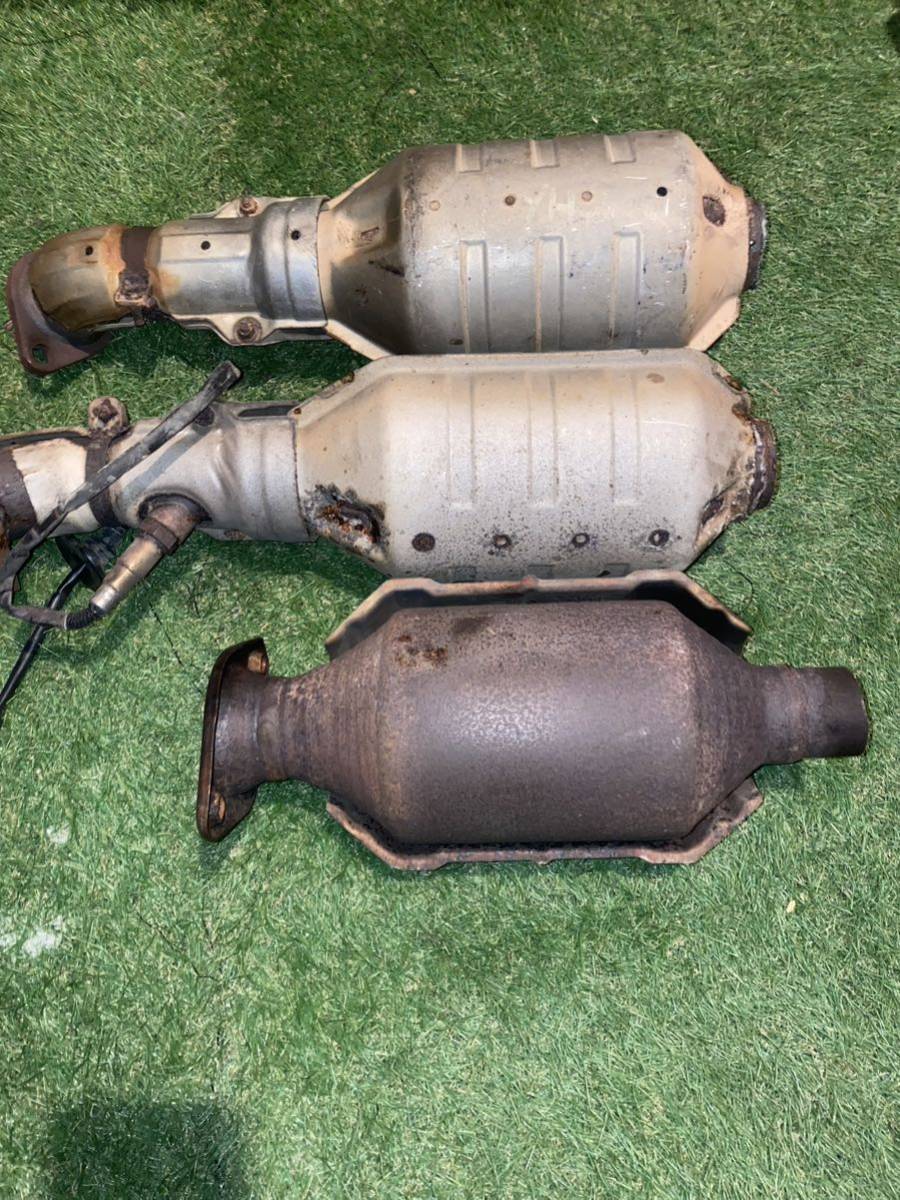 中古の触媒コンバーター 3点セットです。 Yahoo!オークション | 「触媒」(三菱用)(自動車メーカー別)の落札