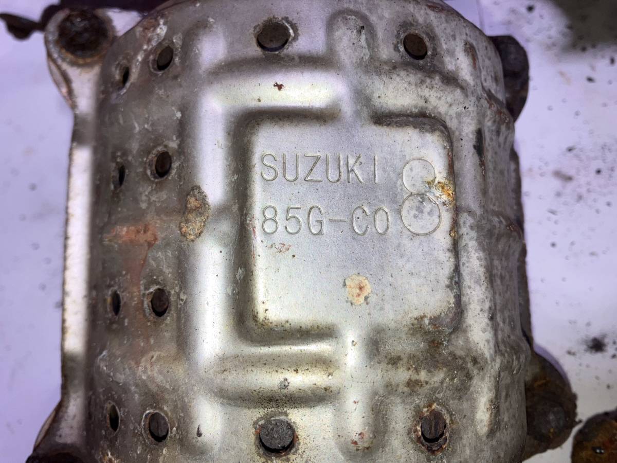 ショップ激安 スズキ 触媒 2個セット 85G-C08 【公式通販】