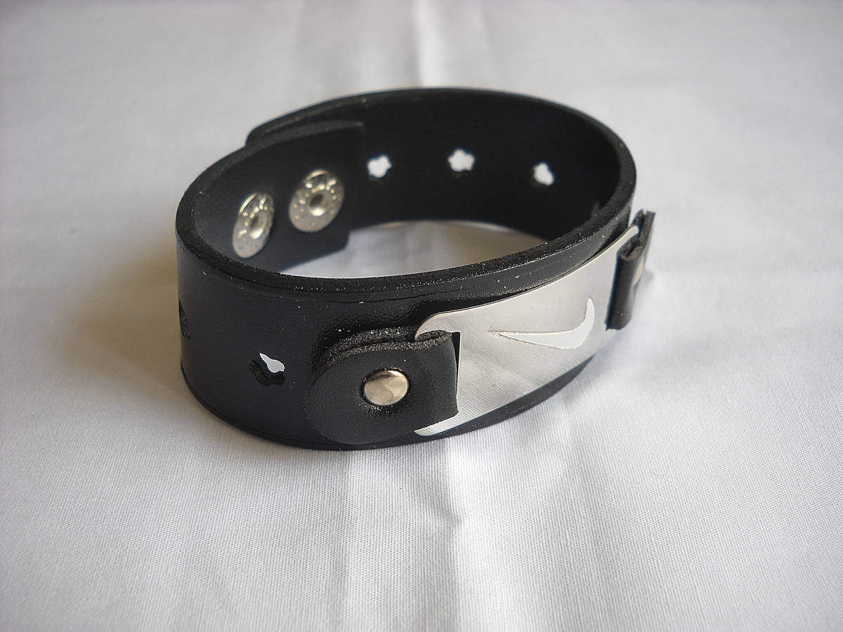 ■ブレスレッド　合皮　ビニール■_4