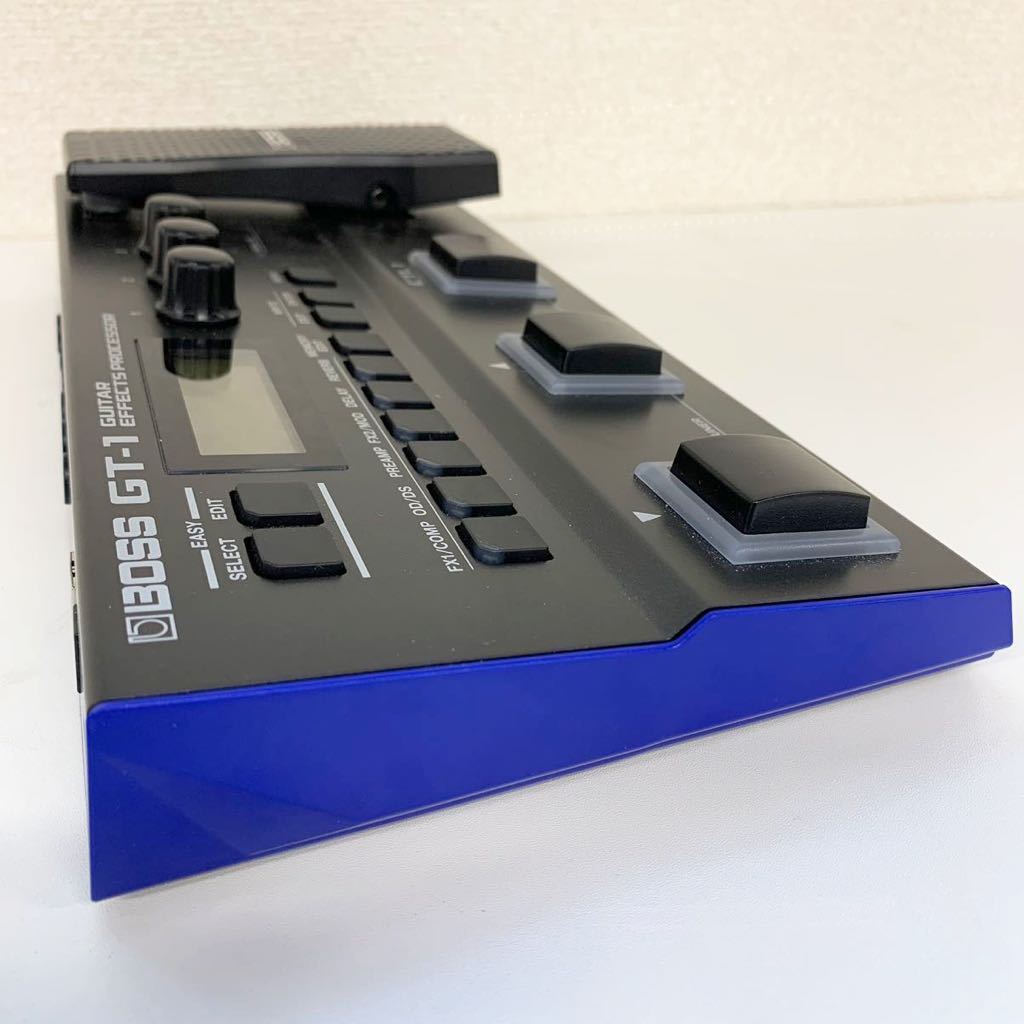 A-3-re] BOSS GT-1 音出し確認済み アダプターとソフトケース付き