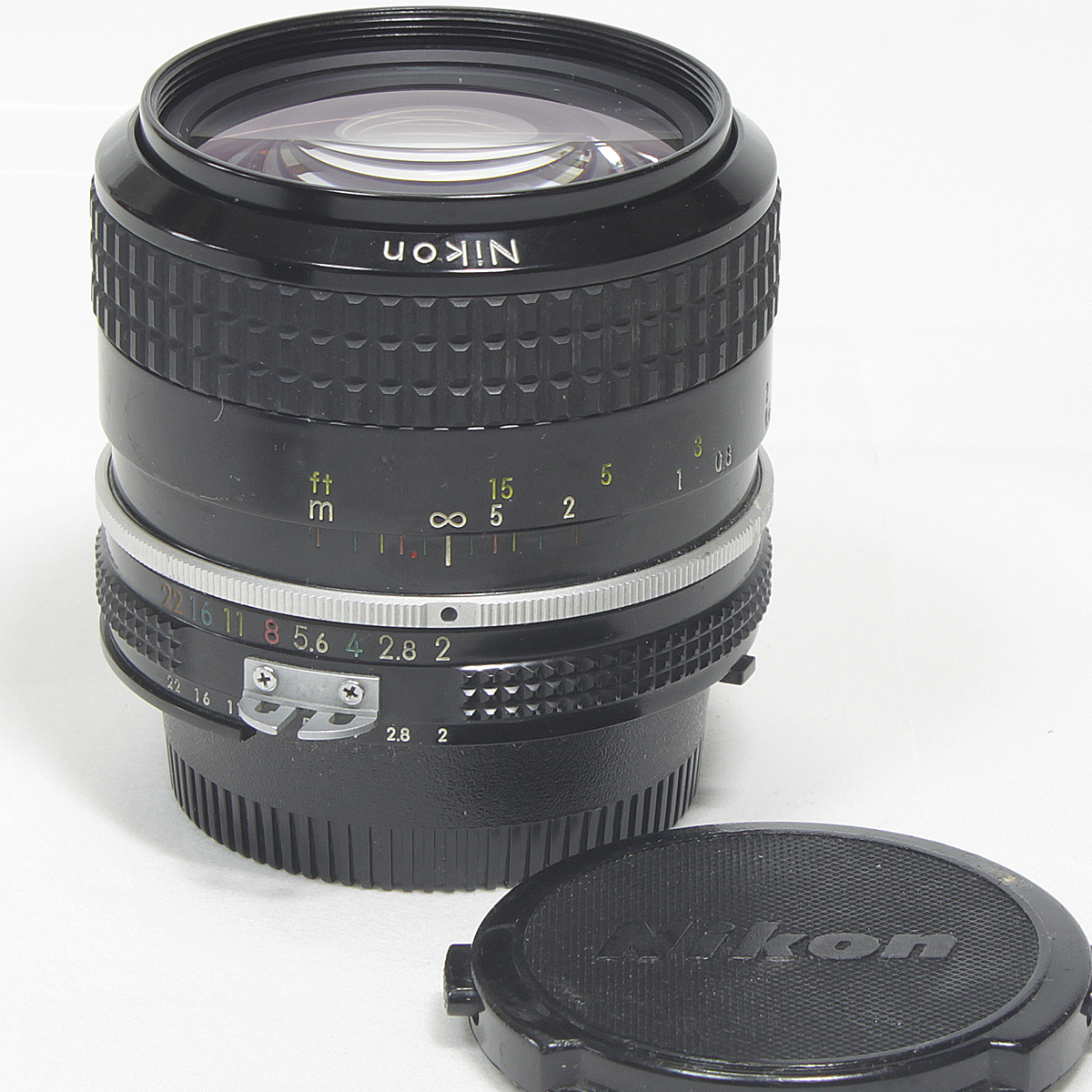 35mm Nikon Nikkor f2 f⁄2 AI - | Review Lens The NIKKOR Haw's