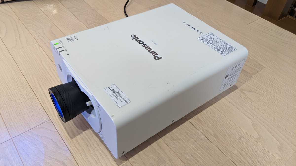 PT-DZ570 Panasonic - プロジェクター パナソニック DLPプロジェクター