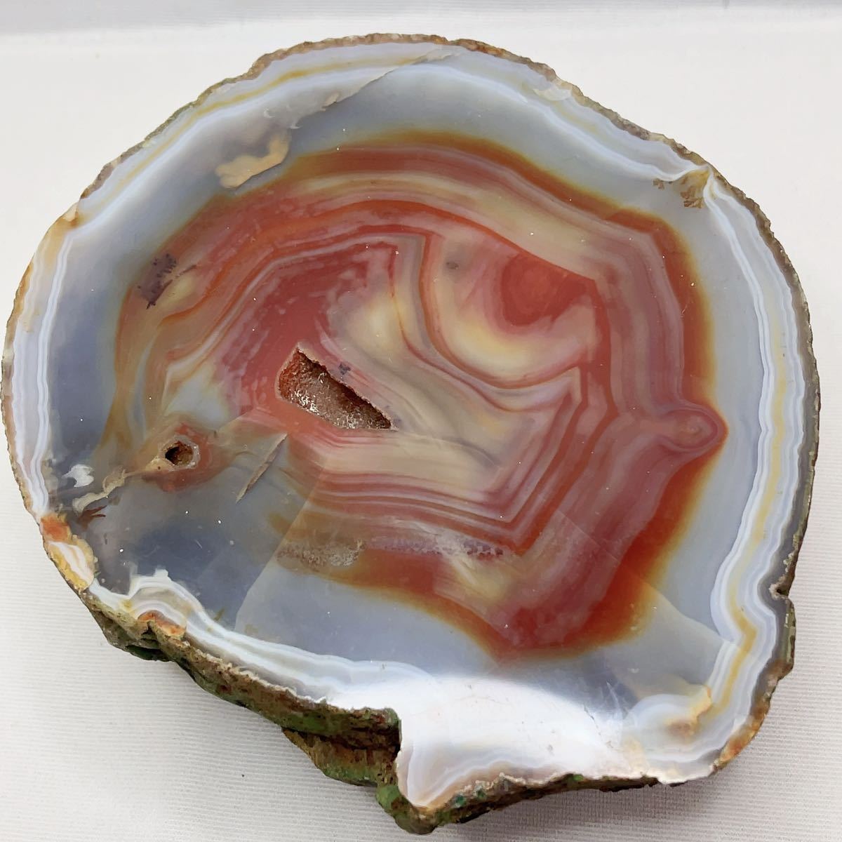 レッド系 瑪瑙 メノウ アゲート 天然石 鑑賞石 鉱物 パワーストーン 約1785g 14cm×17cm×厚さ6.5cm B1127_2