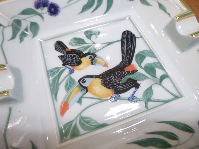 〓HERMES エルメス アッシュトレイ 灰皿 オオハシ鳥 陶器 グリーン 緑