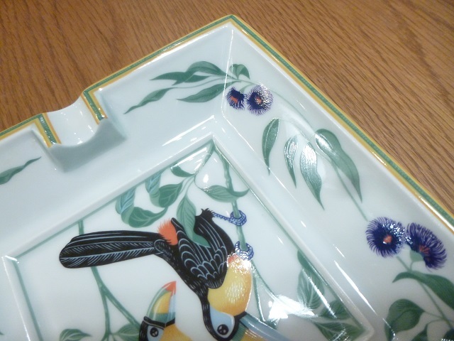 〓HERMES エルメス アッシュトレイ 灰皿 オオハシ鳥 陶器 グリーン 緑