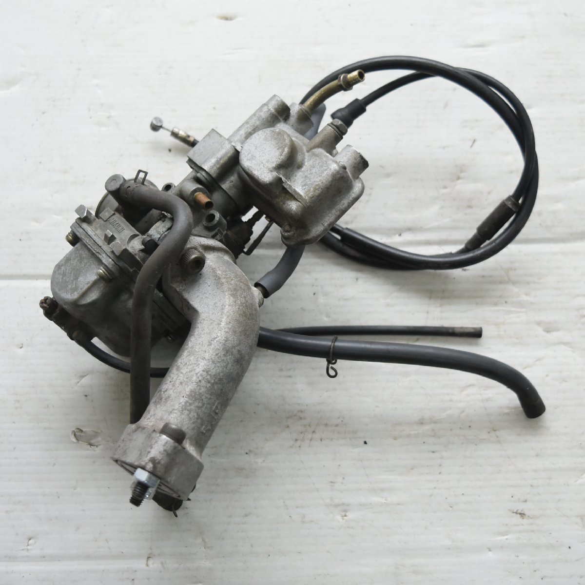 ヤマハ YB-1 UA05J キャブレター インマニ セット 【A】777