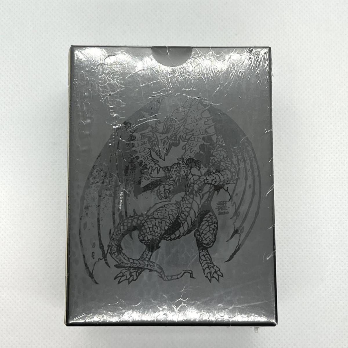 MTG スリーブHere Be Dragon 星山脈の業火 SecretLair(公式サプライ 