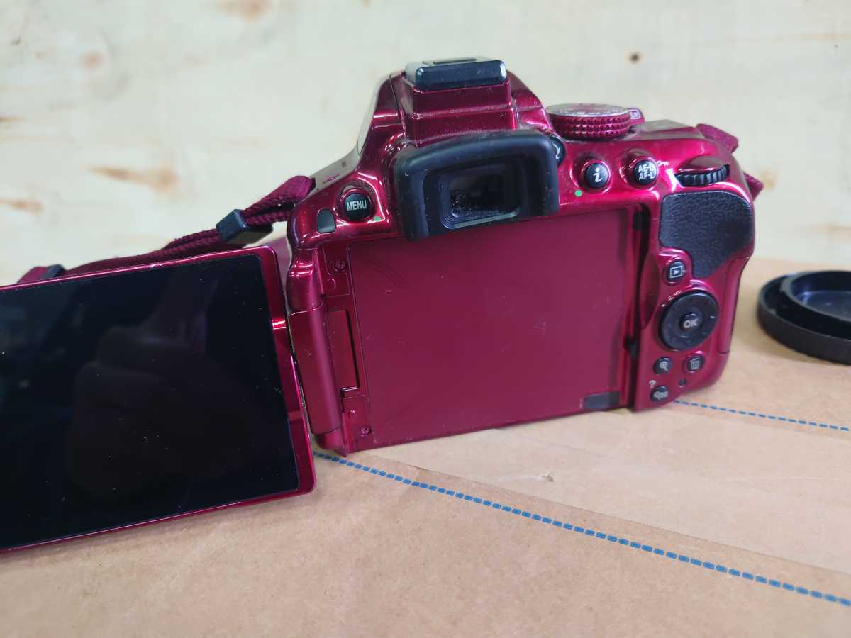 Nikon ニコン D5300 ボディ 赤 ジャンク D5300 ニコン ボディ 撮影でき
