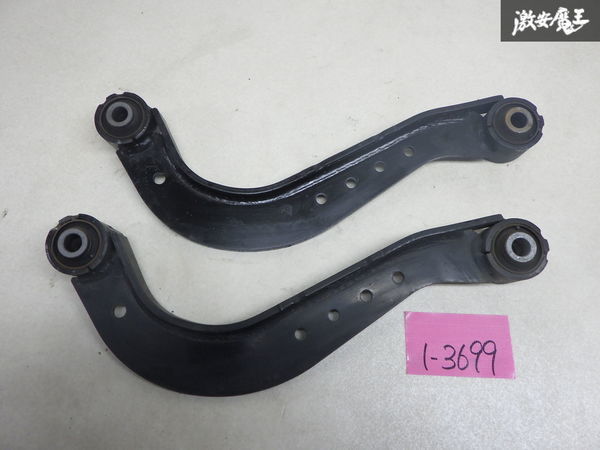 トヨタ 純正 AYH30W アルファード ハイブリッド HV 4WD ノーマル リア アッパーアーム 左右セット 即納 AGH30W AGH35W GGH30W GGH35W