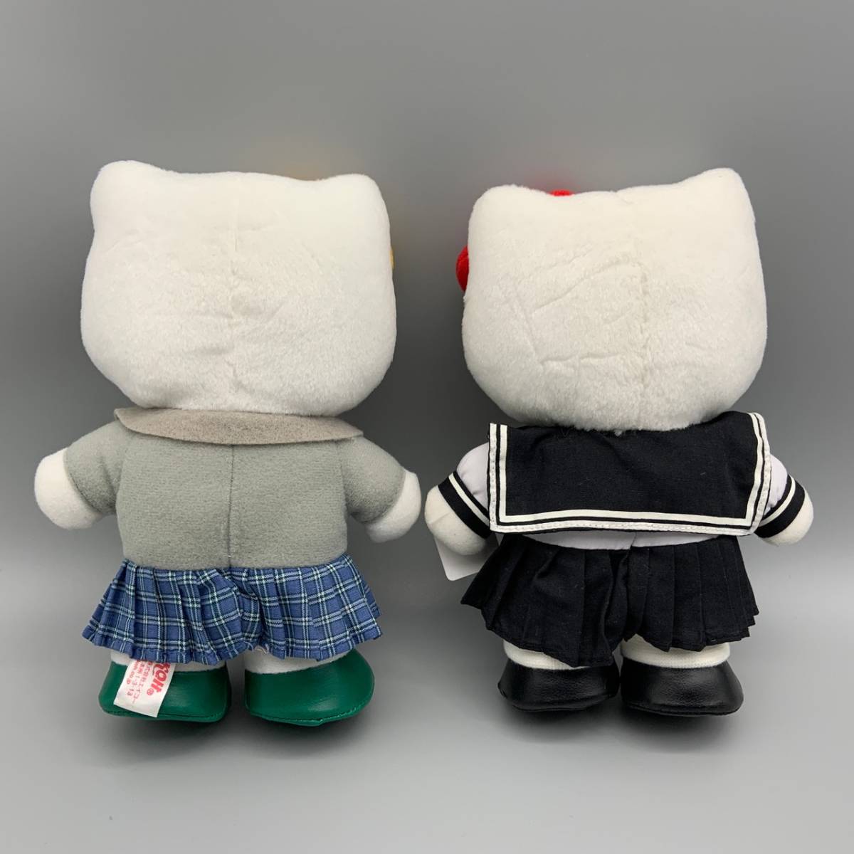 キティちゃん 制服 ぬいぐるみ2点 まとめて サンリオ ハローキティ