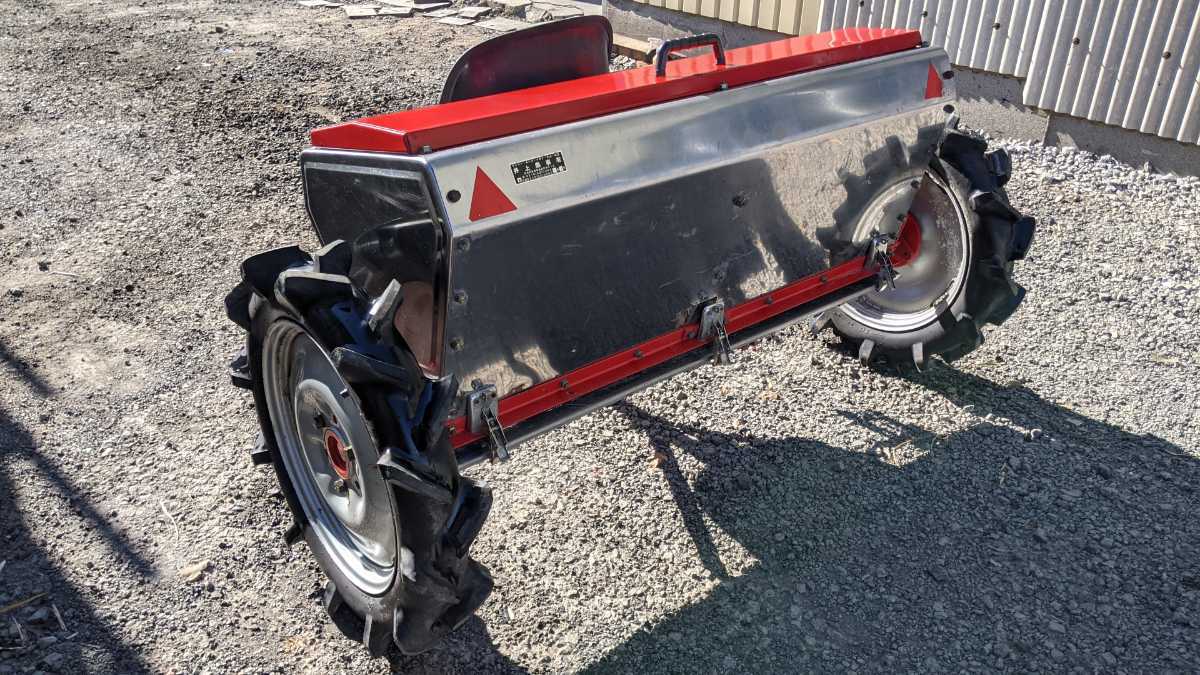 群馬発○スター農機○ライムソワー○HLS1240○牽引○肥料散布機○石灰 