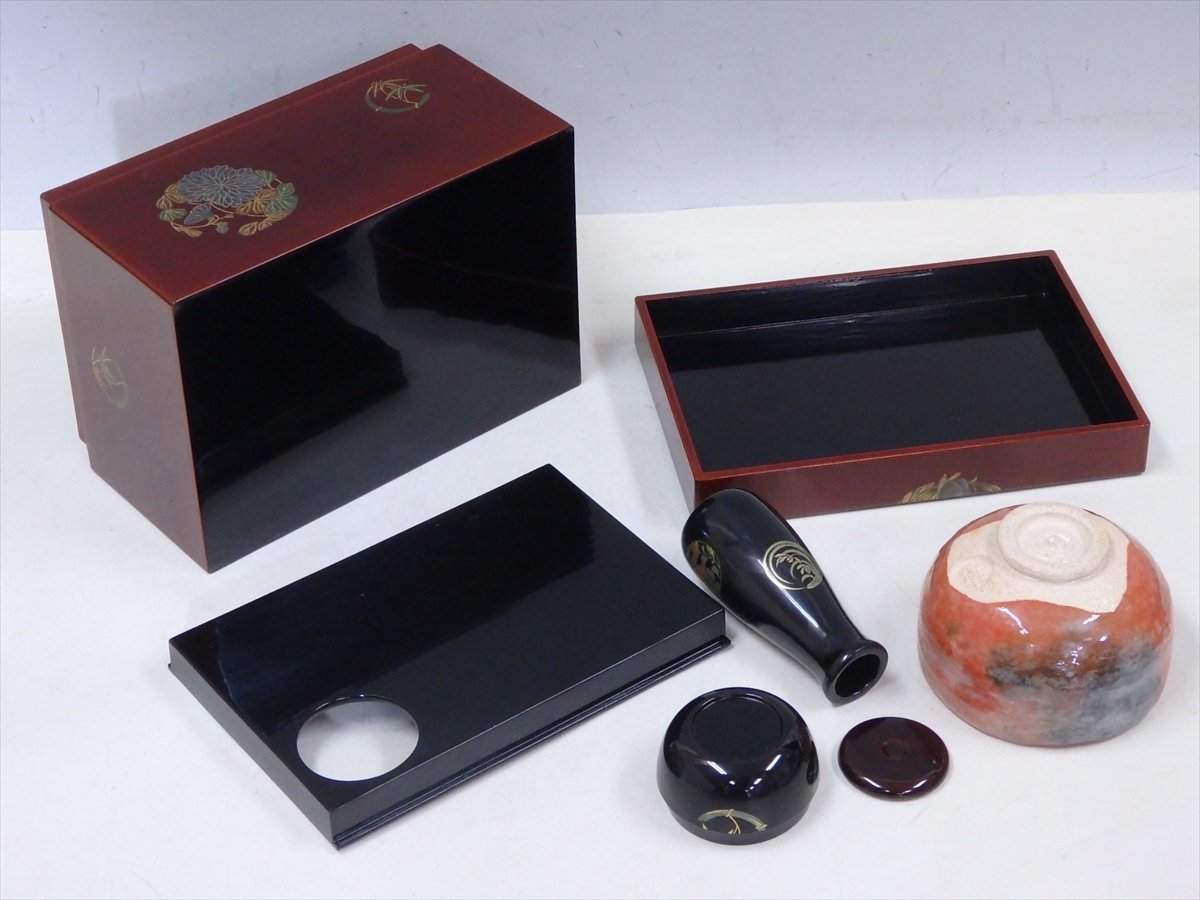 ☆上等！草花丸紋金銀蒔絵【木製溜塗茶箱揃】茶杓も良いものです！赤楽 