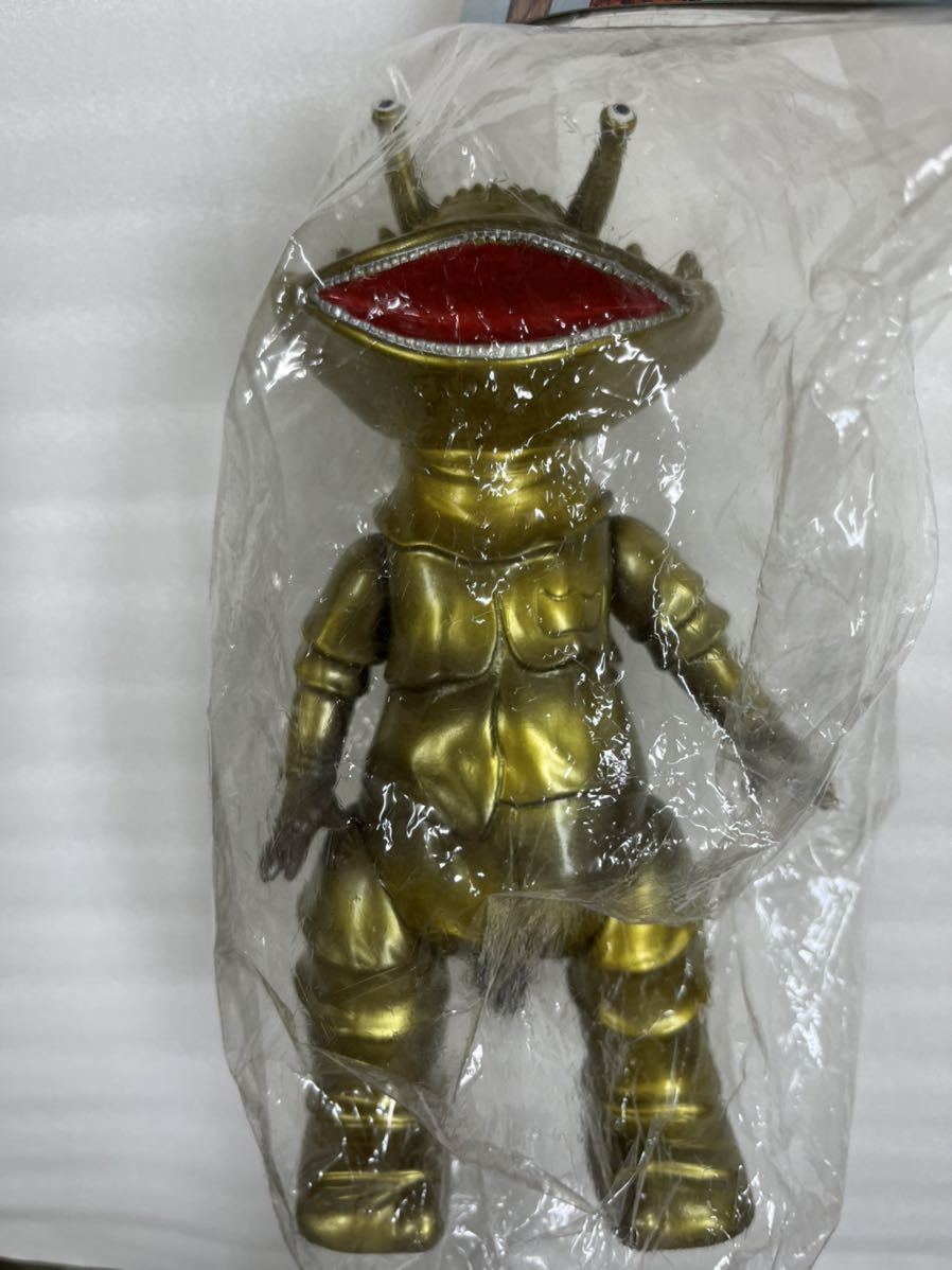 未開封品 ブルマァク 復刻怪獣 シリーズ カネゴン CGカラー メタリック