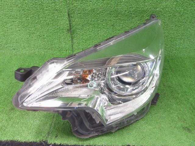ラクティス DBA-NSP120 左ヘッドランプASSY X K411 -01A 070 52-274