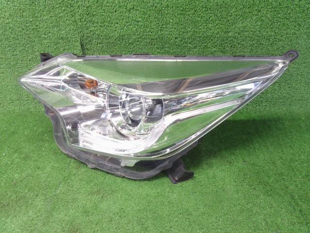 パーツ ラクティス DBA-NSP120 左ヘッドランプASSY X 1NR-FE 070 81150