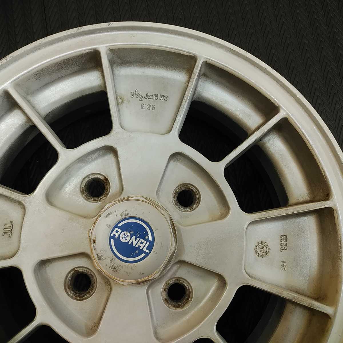 RONAL 15 × 5.5J / ET25 / pcd130 ハブ77㎜ ☆ 1本 ロナール 空冷 VW 
