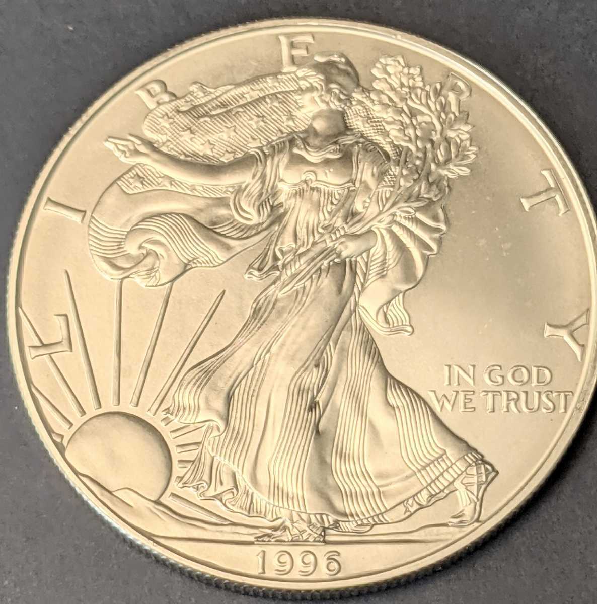 アメリカ イーグル銀貨 1オンス 1995年 アメリカ イーグル銀貨 1オンス