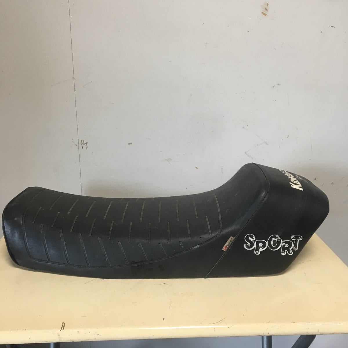 おまとめ商品 カワサキKAWASAKI Z400FX イタリア製ジュリアーニシート giuliari