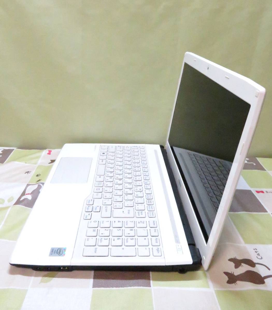 超速！新品SSD搭載/Windows11/オフィス2019/ブルーレイ/Corei3-4025U