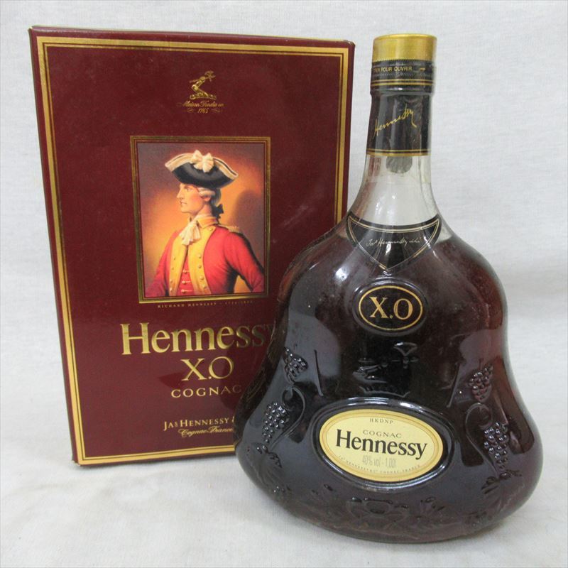 ヘネシーＸＯ 1000m l 金キャップ箱付 未開封保管品 1円☆未開栓【Hennessy】ヘネシー XO クリアボトル 金キャップ 1L