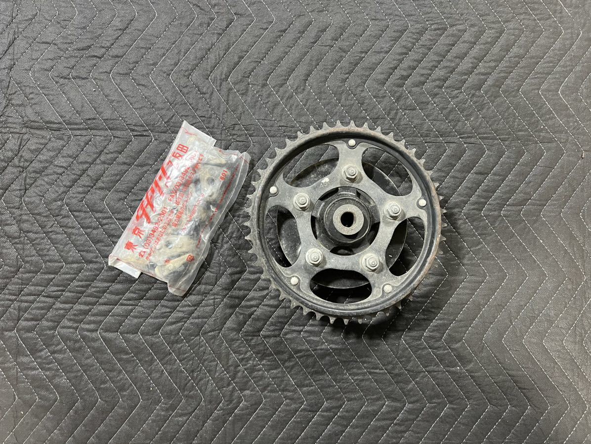 CBX400F リア ハブダンパー スプロケット 実働外し 1型 2型 当時物 ストック品 100サイズ