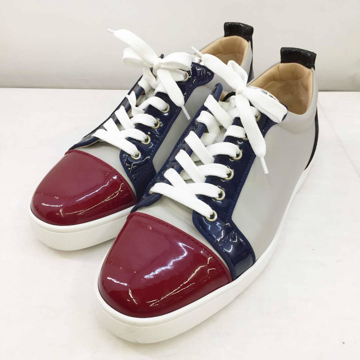 1401373G★ Christian Louboutin　 LOUIS JUNIOR SPIKES FLAT 3160936 ルイス ジュニア スパイクス フラット スニーカー　サイズ：43.5 