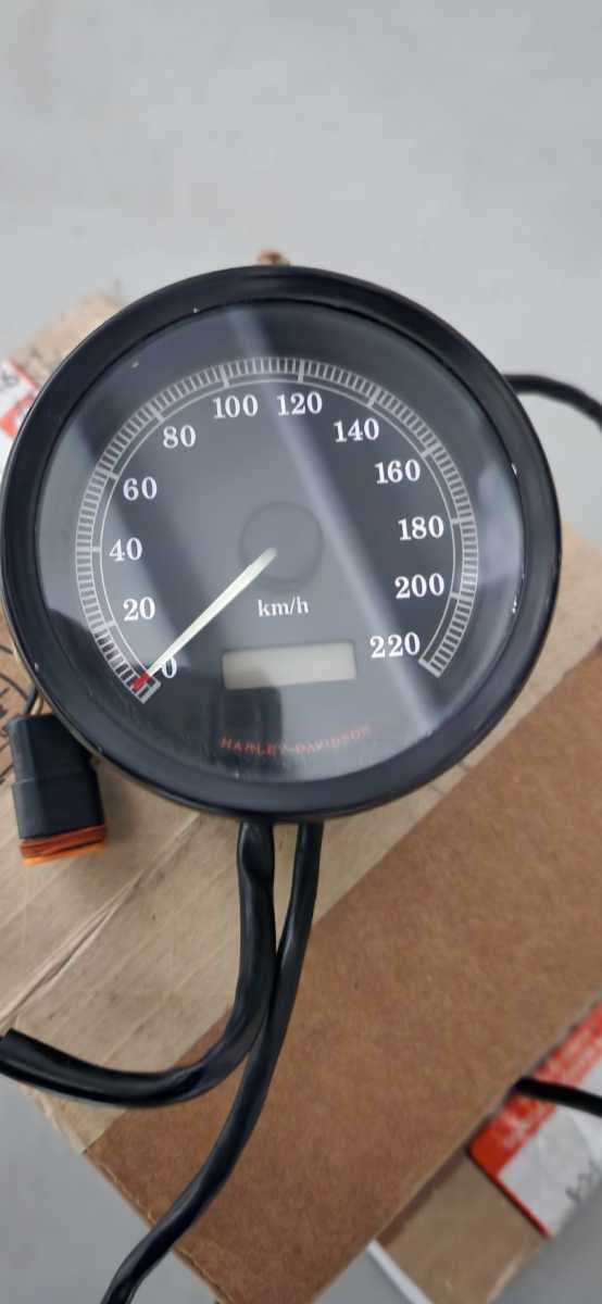 【Harley-Davidson】純正タコメータースポーツスター Harley-Davidson純正タコメーター ダイナ スポーツスター 67182-07