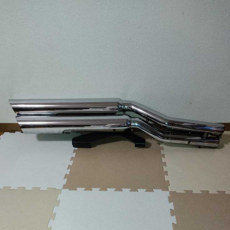 ハーレー　V-ROD　1250ｃｃモデル用　バンス＆ハインズ　スリップオンマフラー Vロッド　中古品