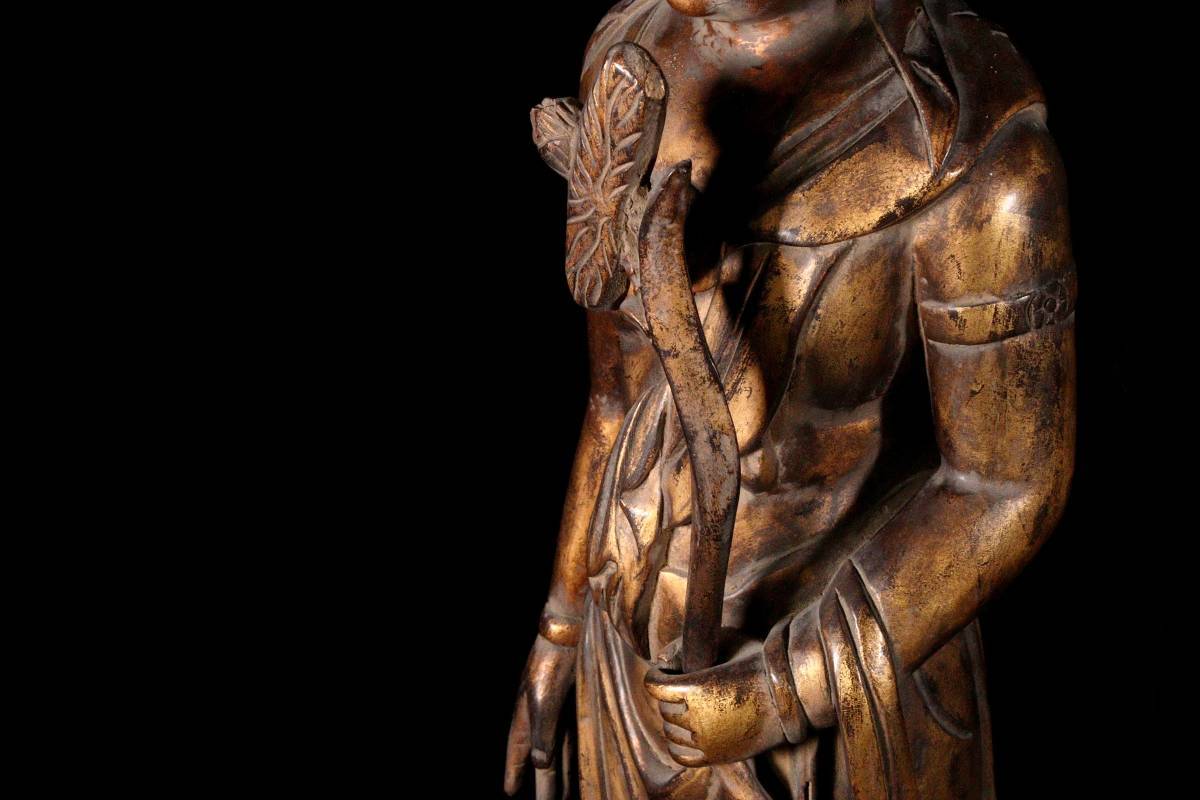 大型 木彫 観音菩薩像 約90cm 一木造 仏像 仏教美術 希少 迫力 大型 木彫 観音菩薩像 約90cm 一木造 仏像 仏教美術 希少 迫力 ◇錵