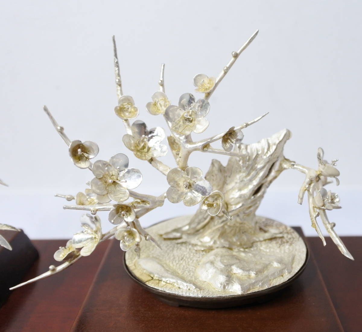 ト足】 昭和 大淵光則作 純銀製 松竹梅 盆栽 骨董 置物 CO174CAA2L 金