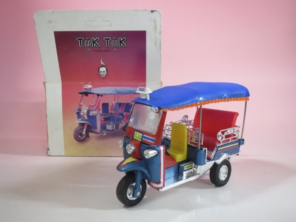 専用となります。 63189□ TukTuk(トゥクトゥク) ダイハツミゼット 三輪タクシー