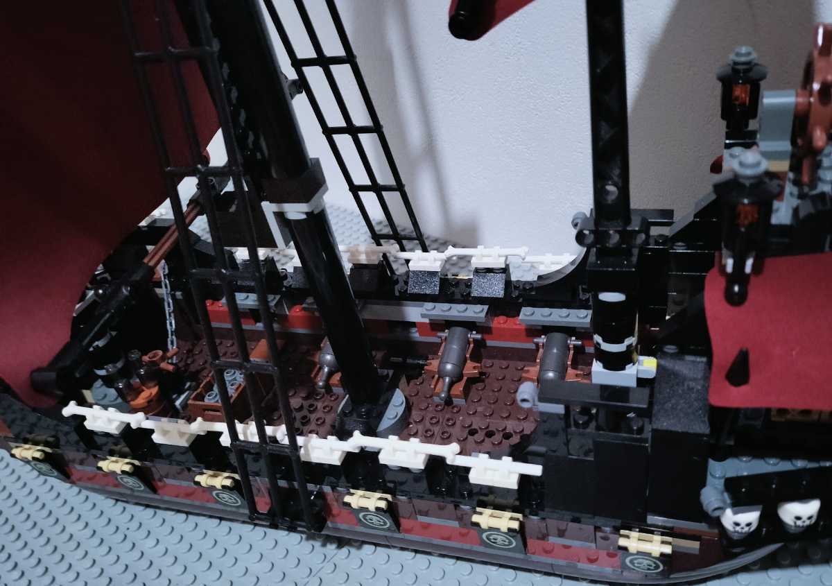 LEGO 4195 パイレーツ オブ カリビアン アン王女の復習号 正規品 