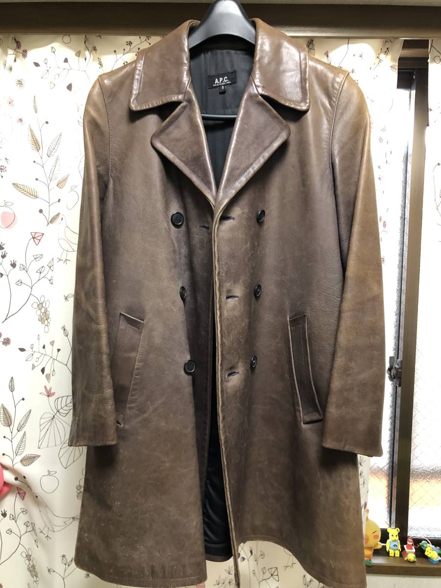 A.P.C Sサイズ レザーPコート | CONTRALINEA.NET