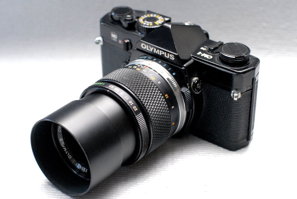OLYMPUS オリンパス 人気の高級一眼レフカメラOM-1MD黒ボディ + 純正 