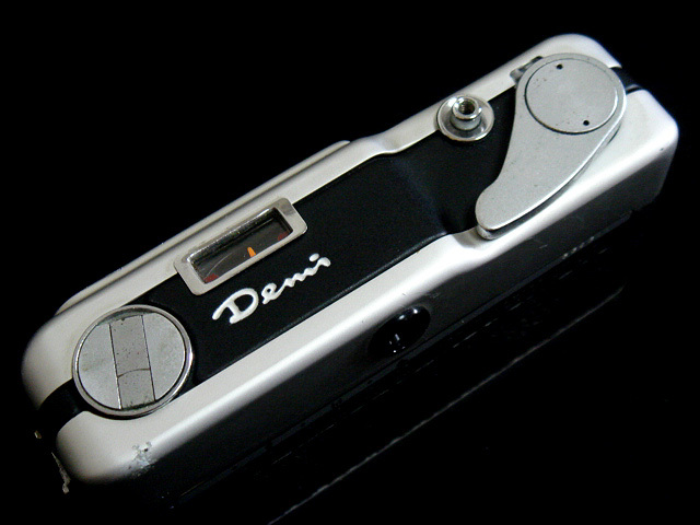 Canon Demi EE28 | 可愛くておしゃれなデミサイズカメラ？ だけど中身